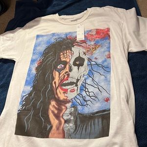 Mens large T shirt urban outfitters